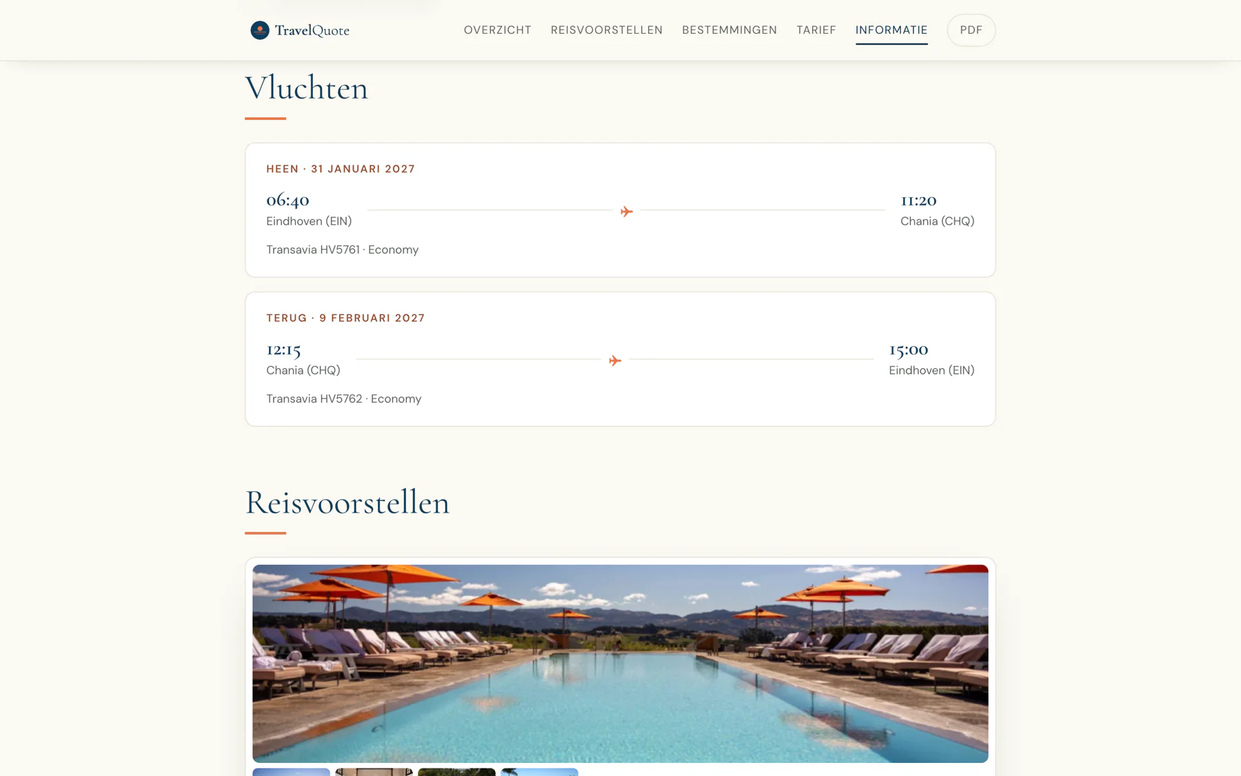 De accommodatie met eigen fotostrip, sterren, beoordelingscijfer en de prijs per persoon. De foto's zijn van de hotelpagina geplukt, dus de adviseur hoeft niets te zoeken.